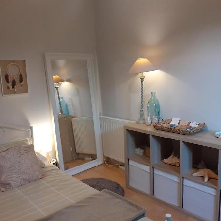 Au Bosquet, Chambre Et Salle De Bains Avec Petit Dejeuner A 600 M Du Centre Dans Un Cadre Calme Et Verdoyant Salies-de-Bearn Ngoại thất bức ảnh